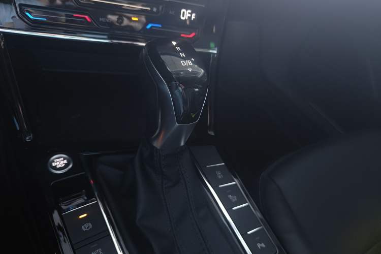 Used Volkswagen Passat New Energy 2020 430 PHEV Hybrid Elite Edition China VI Standard
