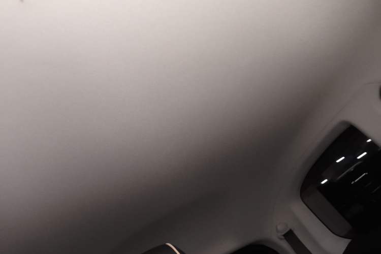 Used Baojun KiWi EV 2022 Artist Lite Edition Ternary Lithium Headliner