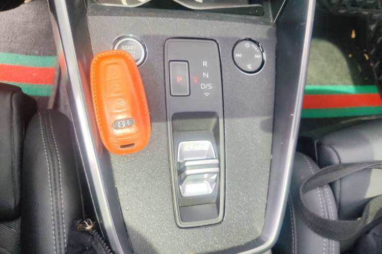 Used Audi A3 2021 Sportback 35 TFSI Stylish and Elegant Model Gear Lever