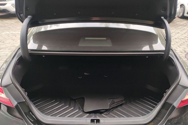 Used Toyota Camry 2019 2.5G Luxury Edition China VI Standard