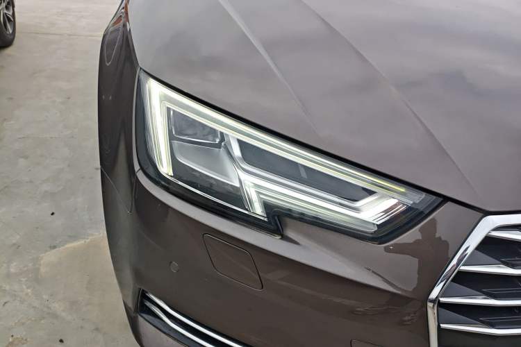 Used Audi A4L 2018 30th Anniversary Edition 40 TFSI Trendy Model Right Front Headlight