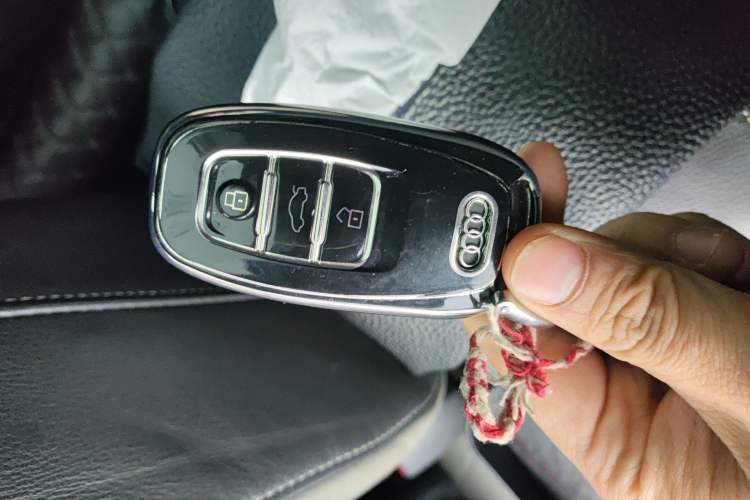 Used Audi Q5 2017 Plus 40 TFSI Technology Model