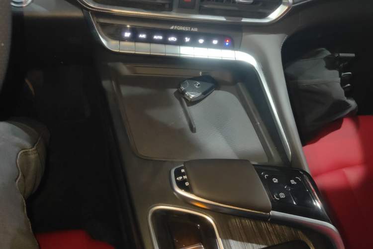 Used Changan UNI-T 2020 1.5T Prestige Version