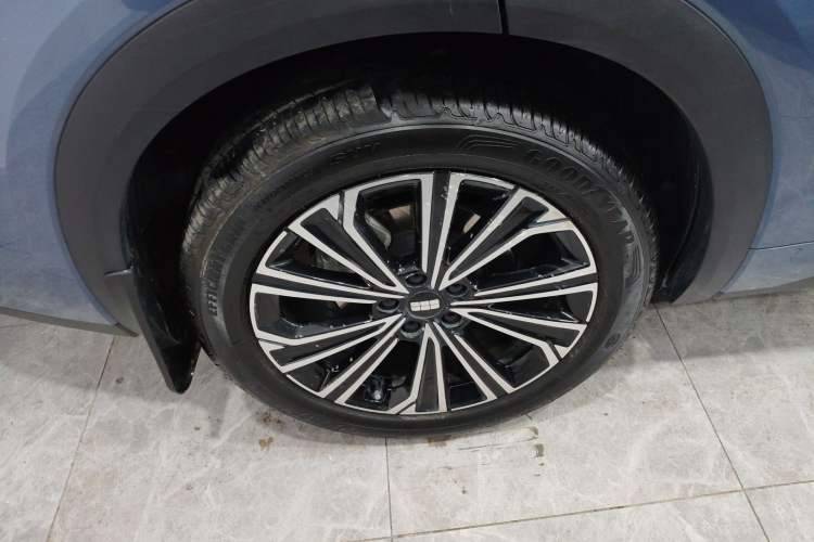 Used Geely Galaxy Galaxy Xingjian 7 EM-i 2025 120km Flagship Edition
