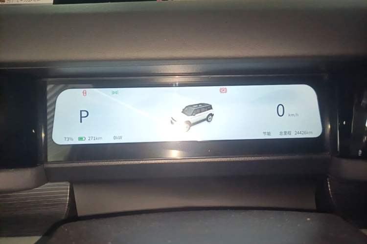 Used iCAR 03 2024 472km Four-Wheel Drive Long-Range Version
