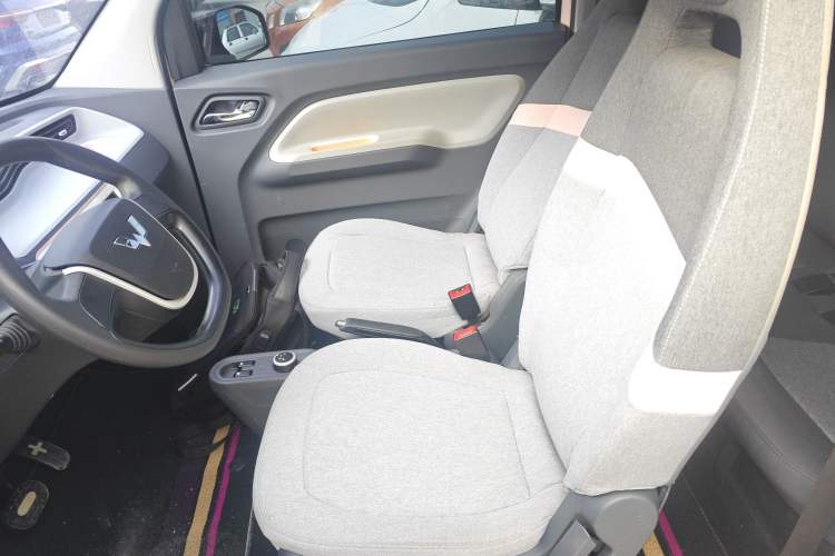 Used Wuling Hongguang MINIEV 2022 Macaron Fashion Model Lithium Iron Phosphate