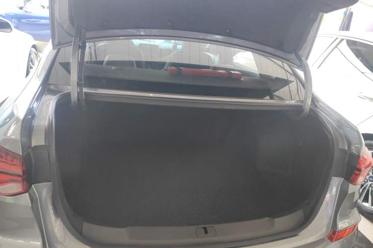 Used Chevrolet Monza 2020 320 Automatic Enjoyment Edition