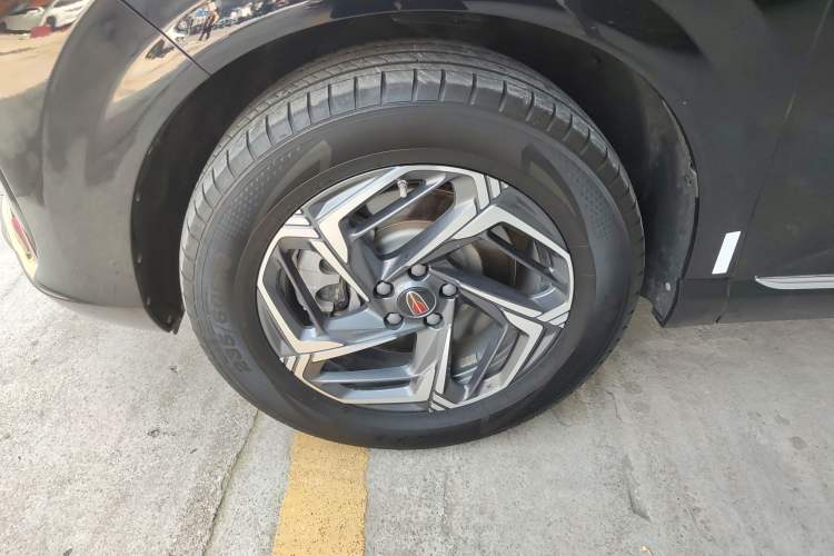 Used Hongqi HS3 2023 1.5T Two-Wheel Drive Shanwei Edition
