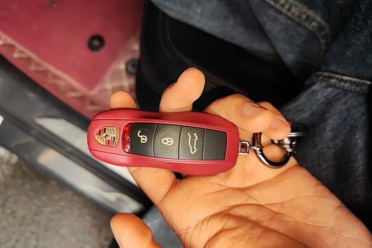 Used Porsche Macan 2017 Macan 2.0T Vehicle Key