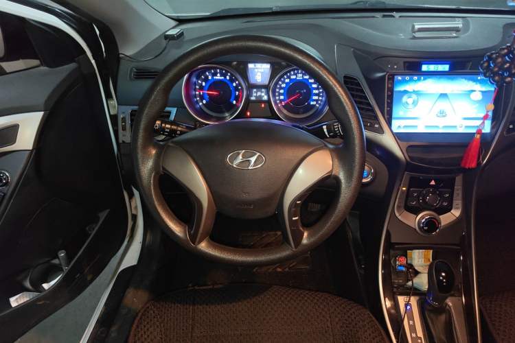 Used Hyundai Elantra (5th Generation / Langdong) 2013 1.6L Automatic Leading Model
