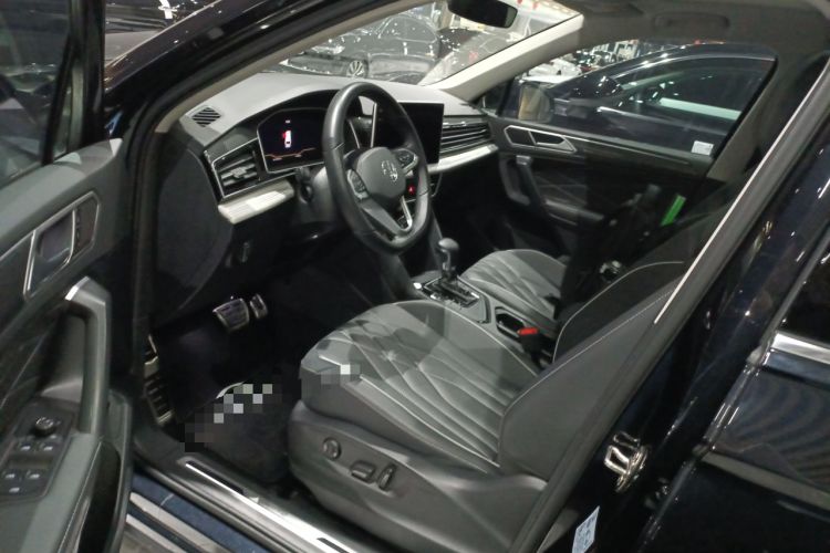 Used Volkswagen Tiguan L 2024 330TSI Automatic Two-Wheel Drive R-Line Enhanced Edition Driver Seat