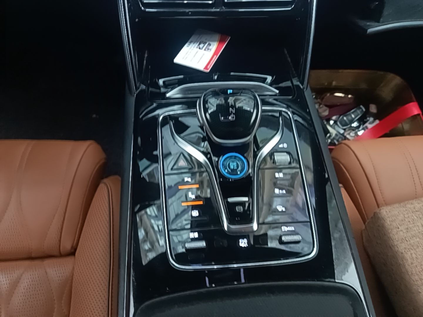 BYD Tang New Energy 2022 EV 730KM Luxury Model — снимка 16