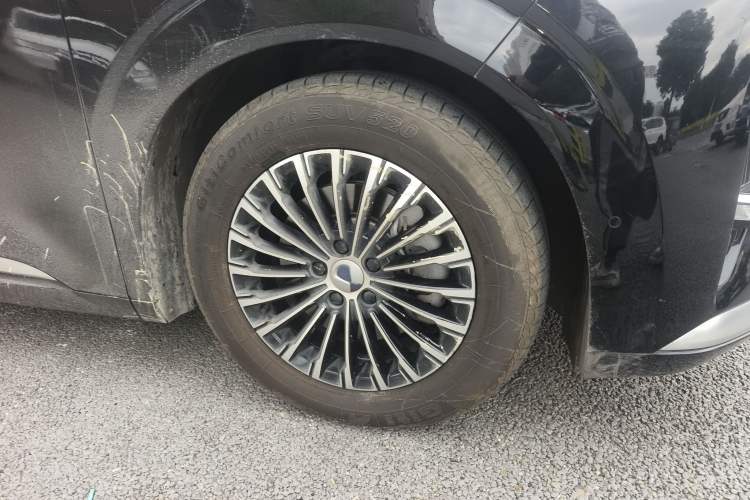 Used Denza D9 2022 DM-i 970 Four-Wheel Drive Flagship Model