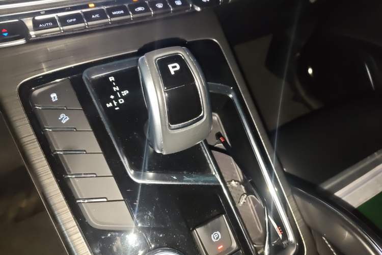 Used Geely Auto Emgrand X7 Sport 2020 1.8TD DCT Smart Connect PRO
