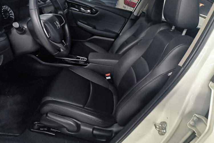 Used Honda Envix 2022 180TURBO CVT Comfort Version Left Front Seat