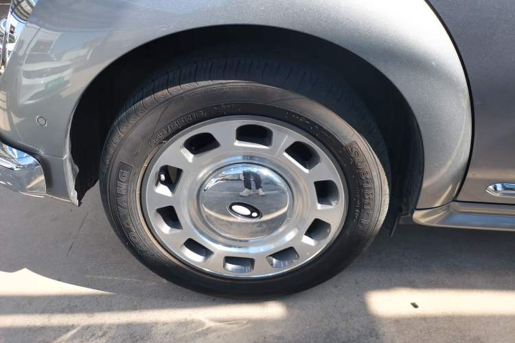 Used ORA Ballet Cat 2023 401 km Luxury Version Right Rear Wheel Hub