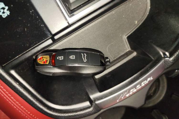 Used Porsche Macan 2023 Macan 2.0T