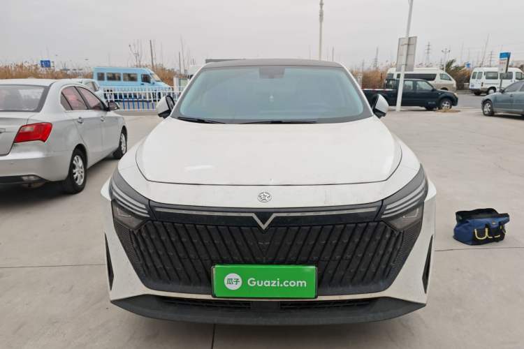 Used Venucia V DD-i 2023 110 km iE Version
