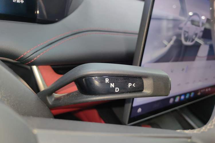 Used Xiaomi Auto SU7 2024 Rear-Drive Long-Range Intelligent Driving Version Gear Lever