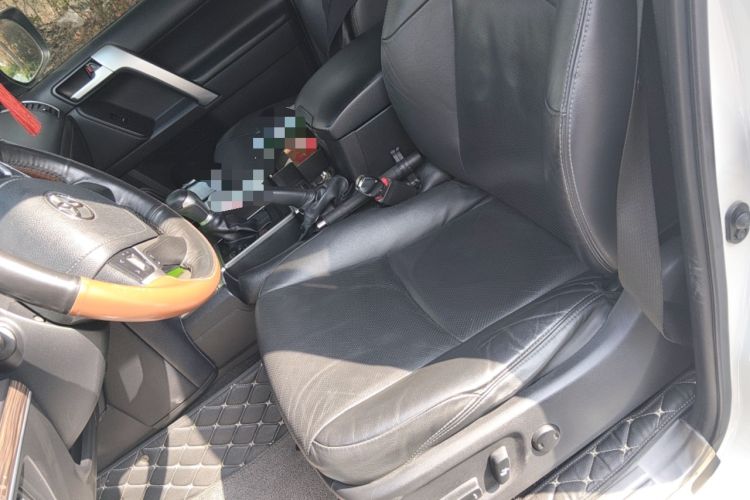 Used Toyota Prado 2018 3.5L Automatic TX-L with Rear-Mounted Spare Tire Left Front Seat