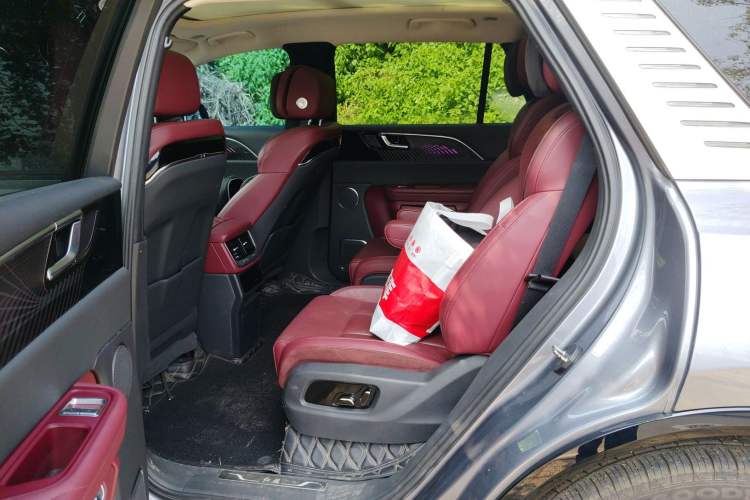 Used Hongqi E-HS9 2021 510 km Range Flagway Edition Six Seats