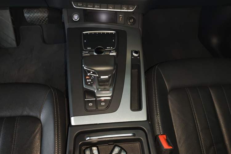 Used Audi Q5L 2020 Updated 40 TFSI Prestige Fashion Edition