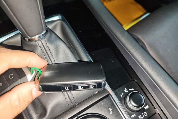 Used Mazda 3 Axela 2021 2.0L Automatic Zhiya Edition Vehicle Key