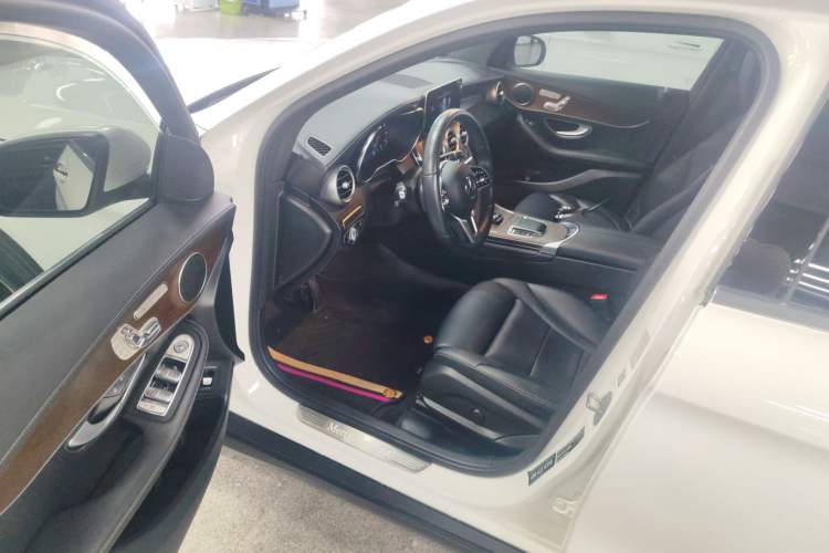 Used Mercedes-Benz GLC 2022 GLC 260 L 4MATIC Luxury Model Driver Seat