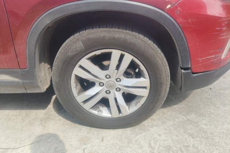 Used CHANGAN CS75 2014 2.0L Manual Leading Version China IV Standard Right Front Wheel Hub