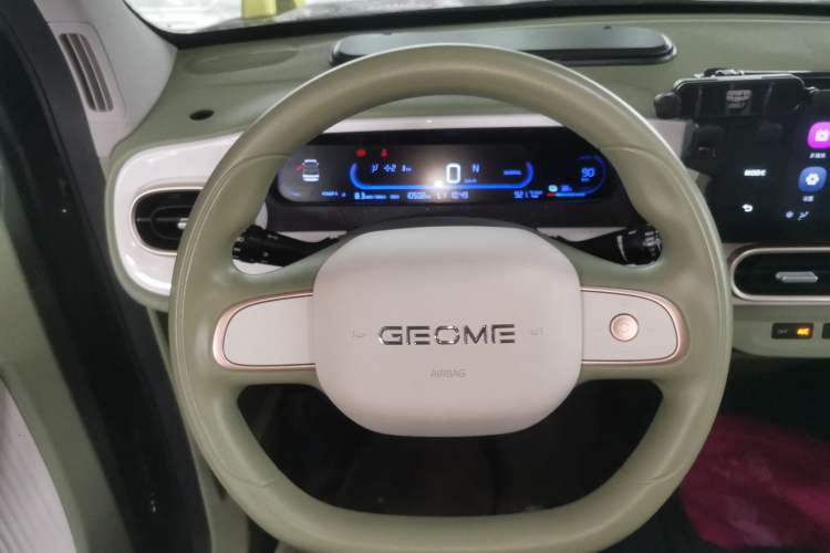 Used Geely Galaxy Panda 2025 210km Panda Rider Steering Wheel