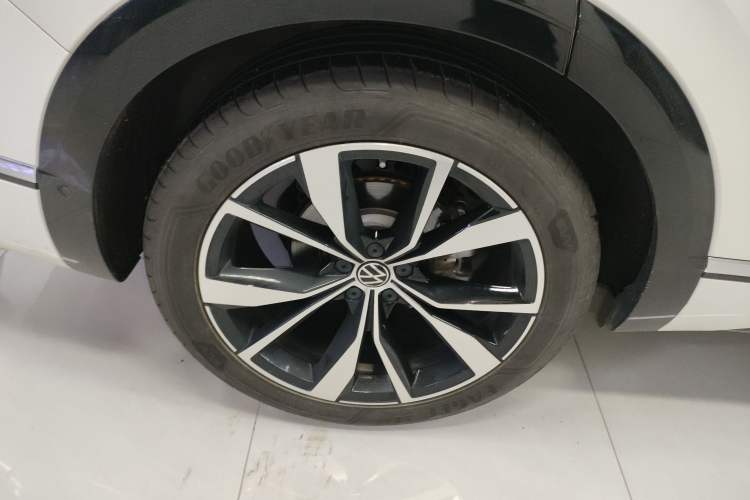 Used Volkswagen Talagon 2021 380TSI Four-Wheel Drive R-Line Touareg Edition