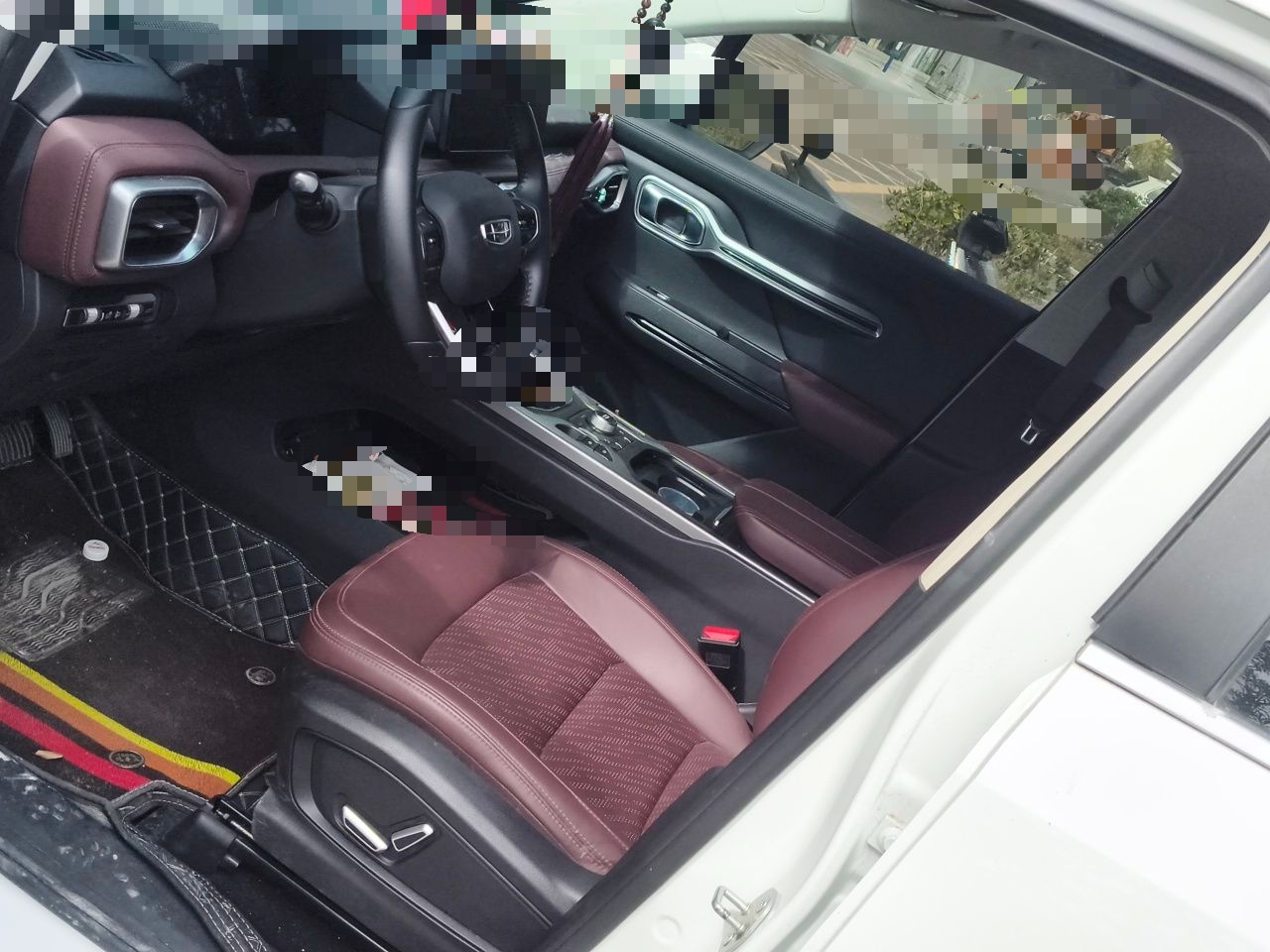 Geely Auto Haoyue 2022 1.8TD DCT Luxury 7-Seater — снимка 15