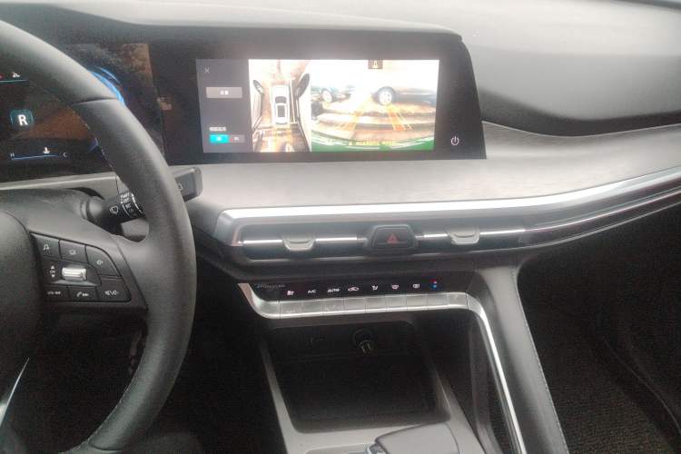 Used CHANGAN CS35PLUS 2021 Blue Whale NE 1.4T DCT Prestige Model Audio And AC Panel