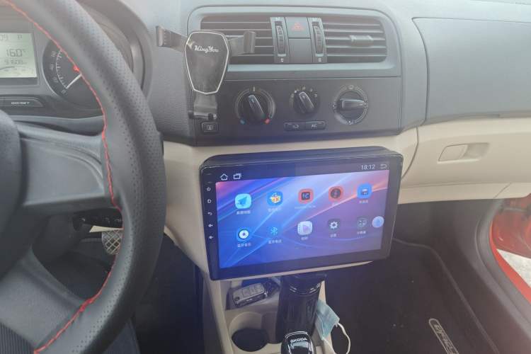 Used Skoda Fabia 2014 1.4L Automatic Crystal Edition
