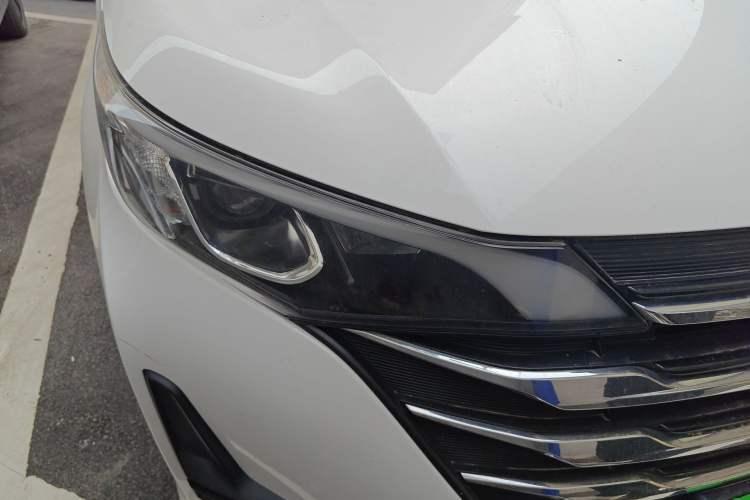 Used GAC Trumpchi M6 2019 270T DCT Prestige Edition (6-Seater) China VI Right Front Headlight