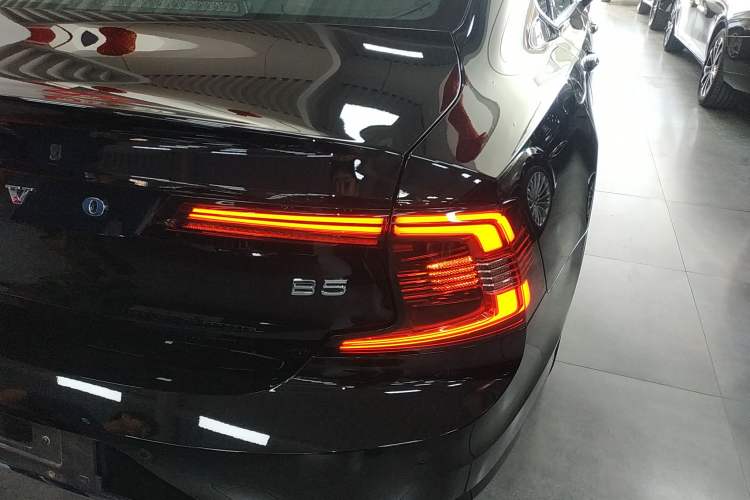 Used Volvo S90 2024 B5 Zhiyi Luxury Edition
