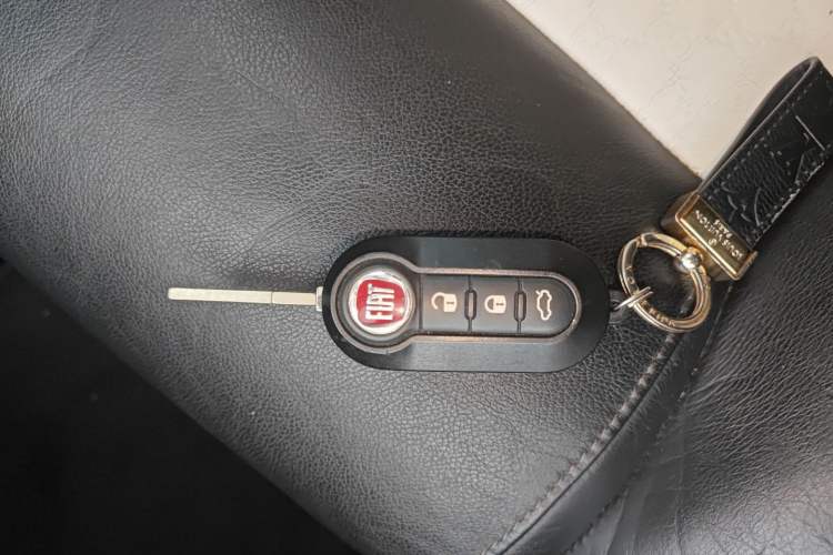 Used Fiat 500 2012 1.4L Gucci Edition
