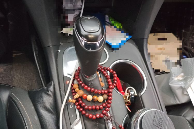 Used Chevrolet Equinox 2019 535T Automatic YuJie Edition China V Standard Gear Lever