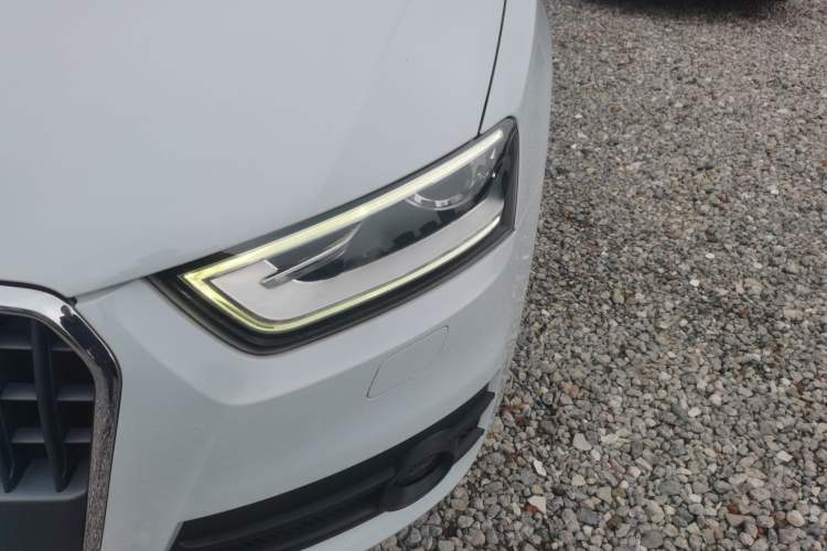 Used Audi Q3 2015 30 TFSI Comfort Model
