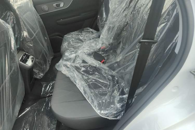 Used Chery Fengyun T8 2025 1.5T 130 km Comfort Edition 7-Seater