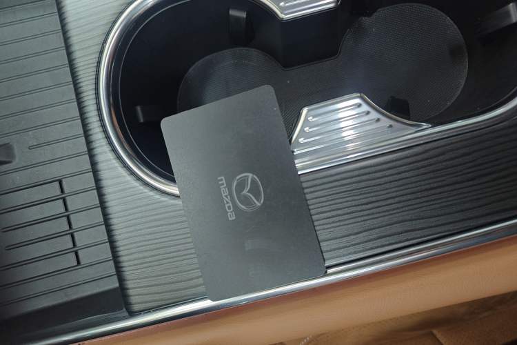 Used Mazda EZ-6 2024 Range-Extended 200 Luxury Edition
