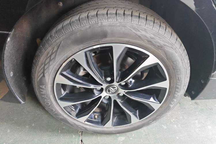 Used Toyota Avalon 2022 Dual-Engine 2.5L Luxury Edition