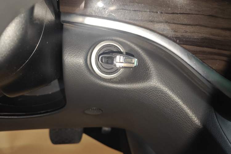 Used Mercedes-Benz V-Class 2018 V 260 Avantgarde Edition China V