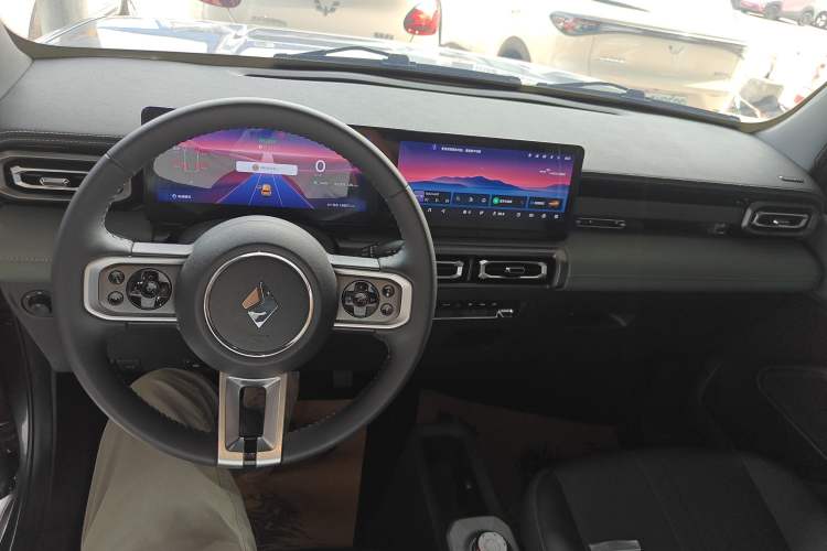 Used Baojun Spark 2023 Flagship Edition Center Console