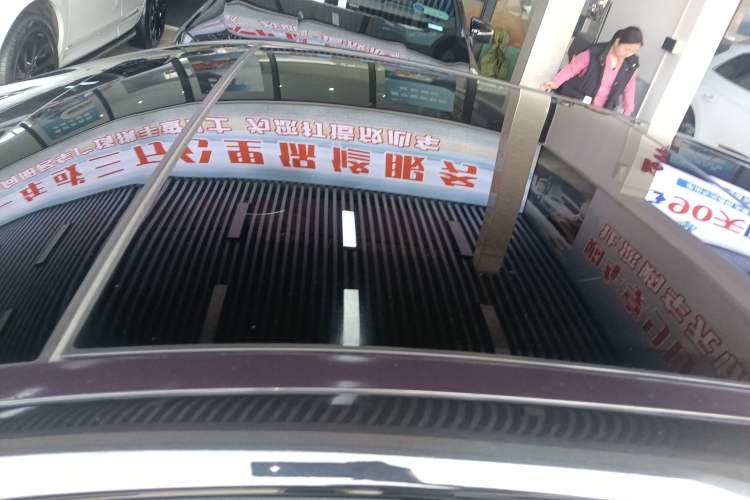 Used Mercedes-Benz E-Class New Energy 2023 E 350 e L Plug-in Hybrid Sports Sedan
