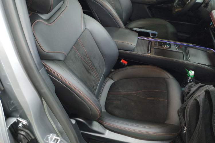 Used Ford Mondeo 2023 EcoBoost 245 Ultimate Model Right Front Seat