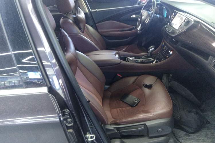 Used Buick Envision 2017 20T Two-Wheel Drive Elite Version Right Front Seat