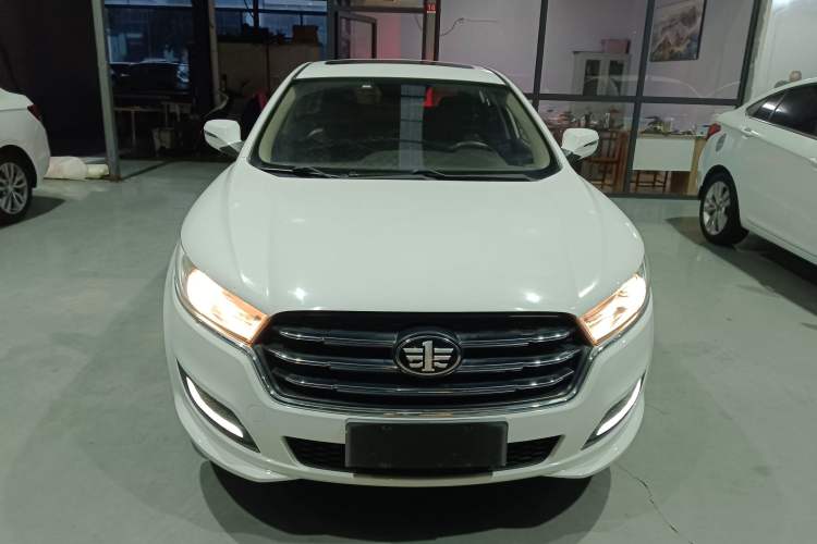 Used Bestune B50 2016 1.6L manual luxury version
