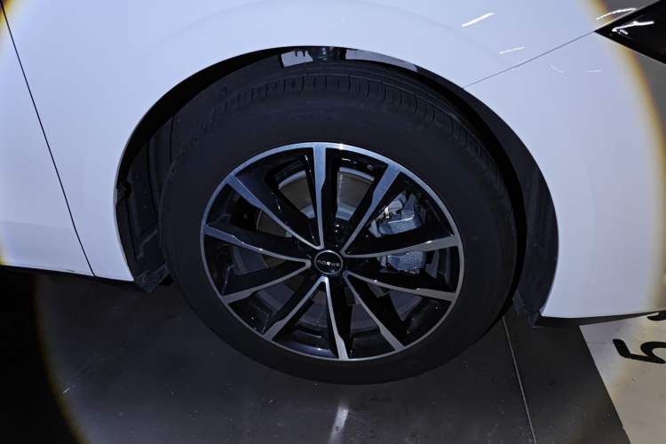 Used Roewe D7 2025 DMH 125km World Champion Edition