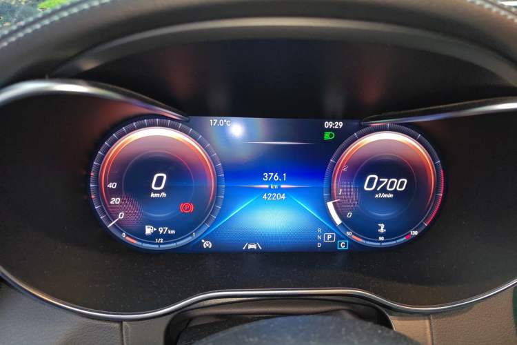 Used Mercedes-Benz GLC 2021 GLC 300 L 4MATIC Dynamic Model Instrument Cluster